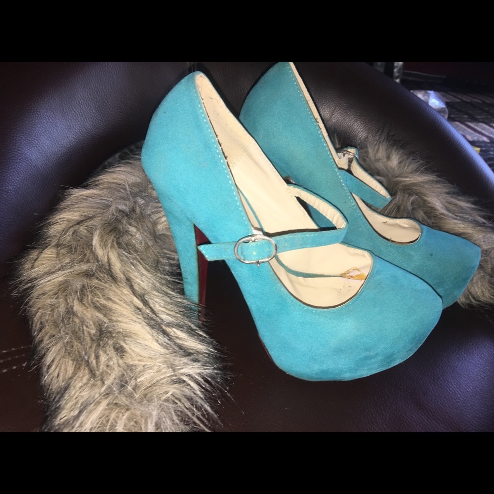 Ami heels size 6